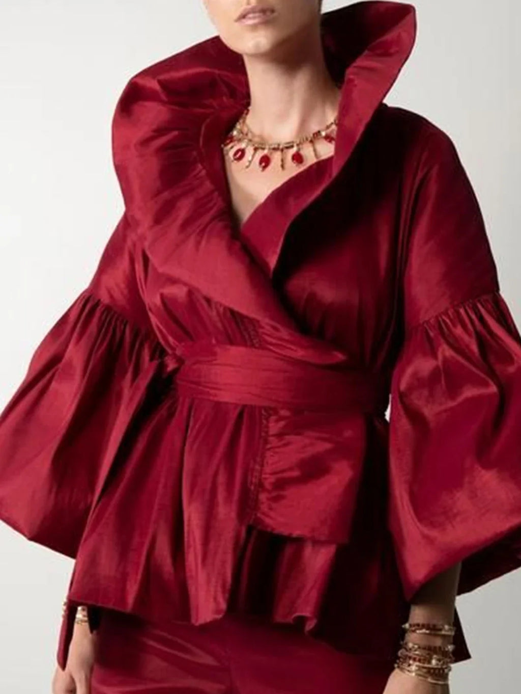 Ainara-Blusa cruzada de manga abullonada